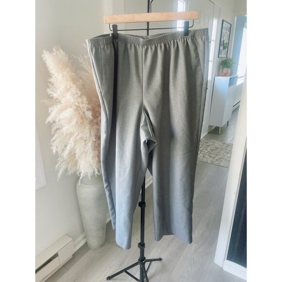 3/$20 ⭐️ Alfred Dunner Gray Pull On Pants Plus Size 22W Business Casual - Picture 1 of 7